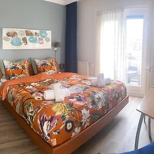 Deluxe Zimmer mit Kingsize-Bett